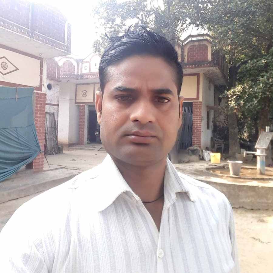 snake rescuers rajkumar jaunpur